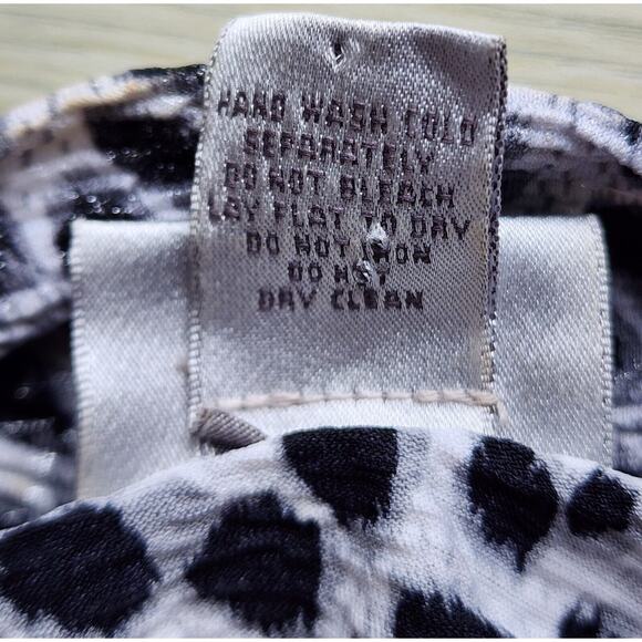Top/Blouse-Chico's-Black White Leopard-Silver Threads-No Closure-Bottom Tie-3/LG - Picture 8 of 16